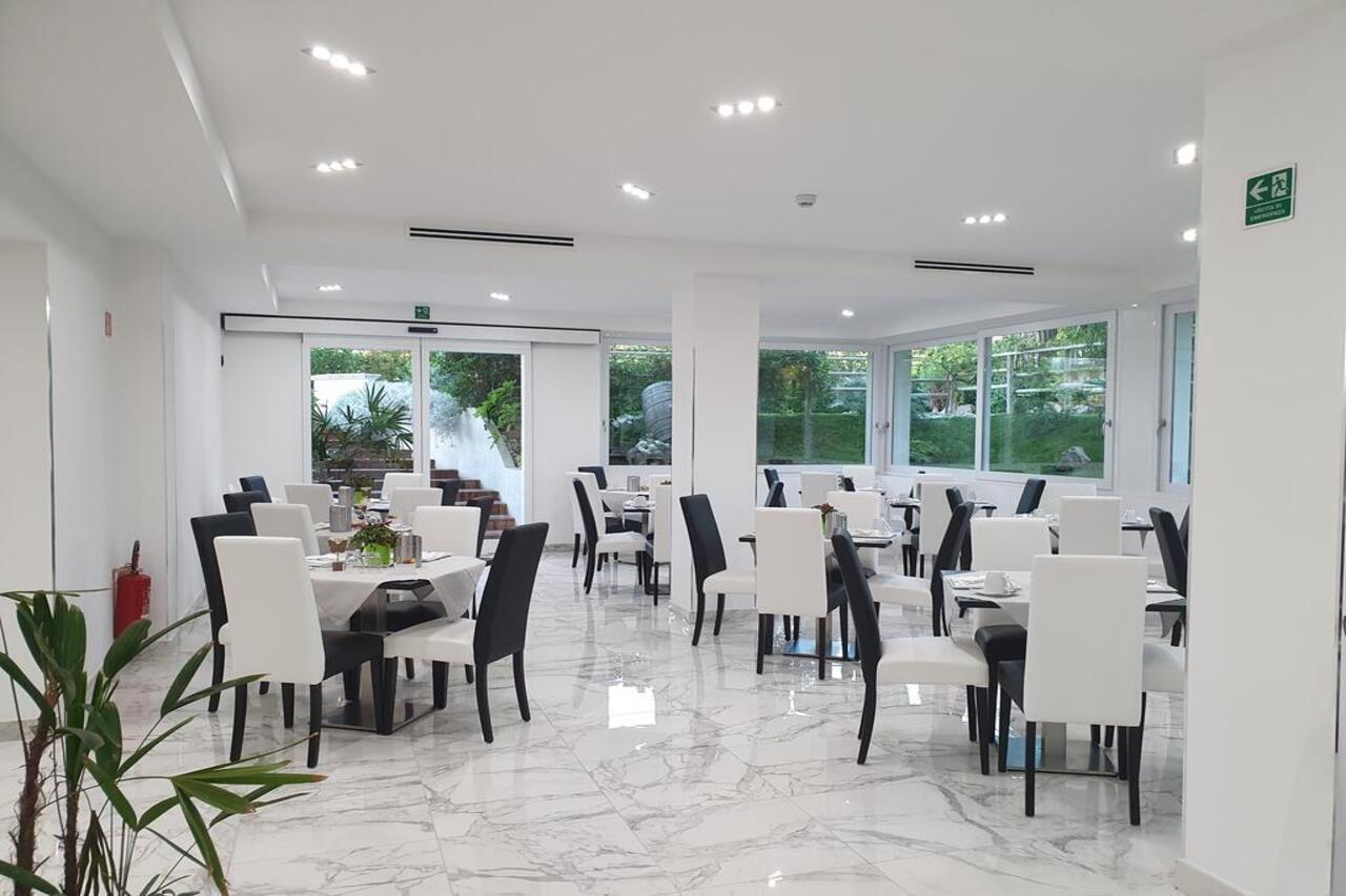 Hotel Villa Chiara 泰拉奇纳 外观 照片