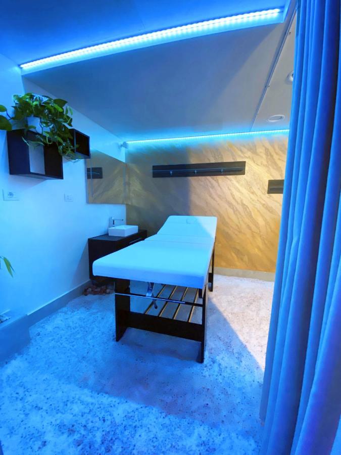 Hotel Villa Chiara 泰拉奇纳 外观 照片